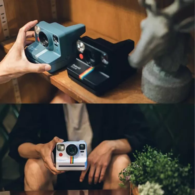 Instant Photography Polaroid Camera with Autofocus and Close-Up Lens